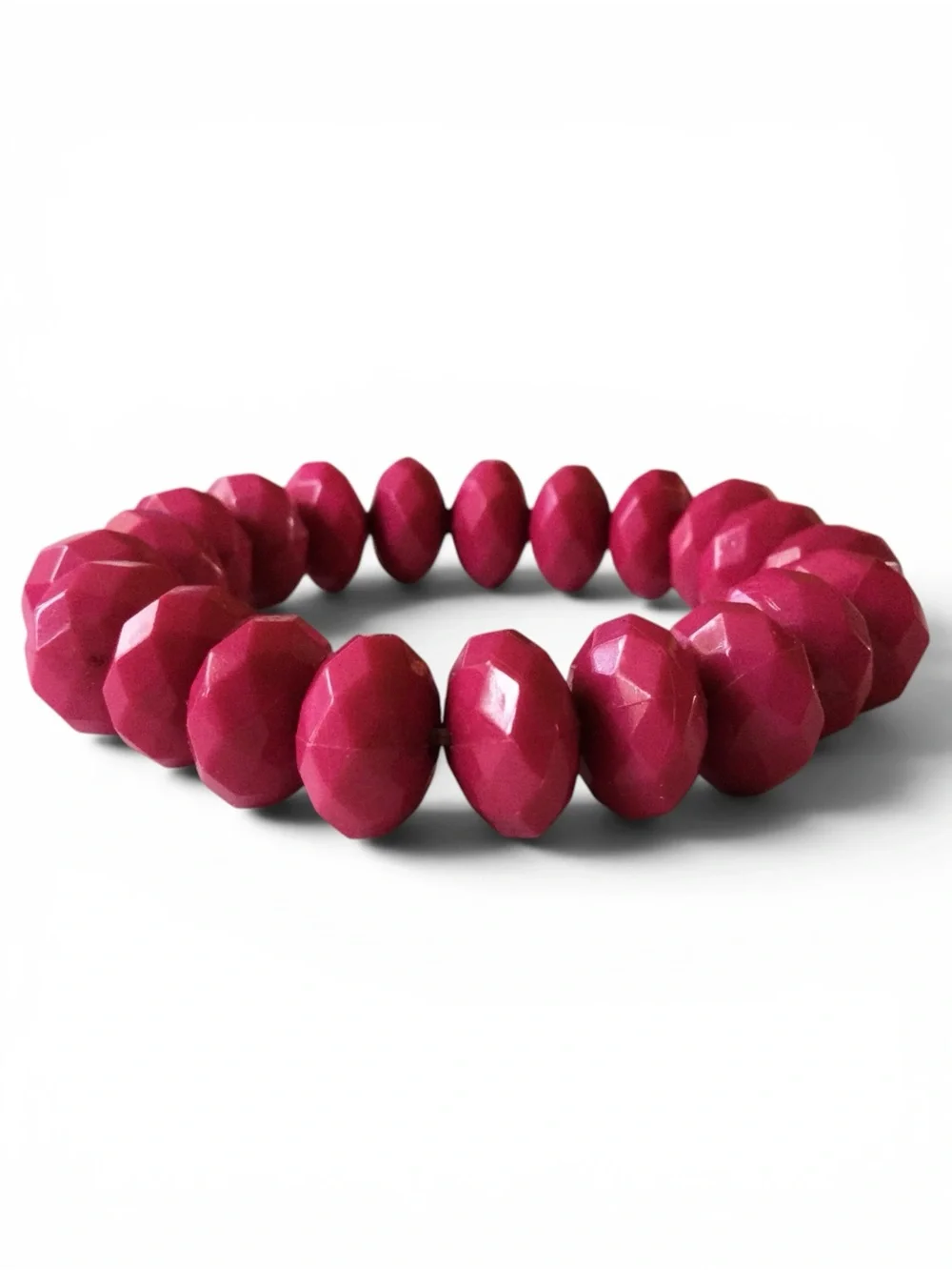 Vtg Magenta Acrylic Faceted Stretch Bracelet + Ornate Gold‑Tone Clip‑On Earrings - Picture 5 of 10